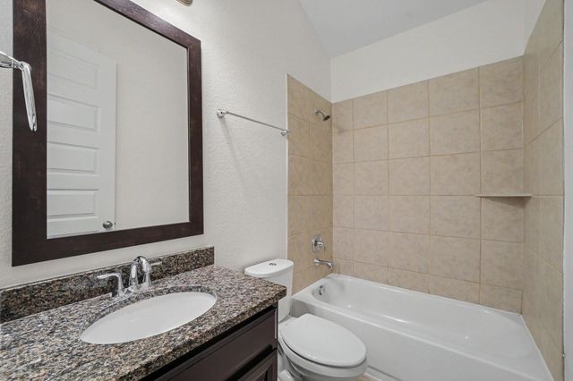 20211 Peralta Cliff Trail, Richmond, TX 77407