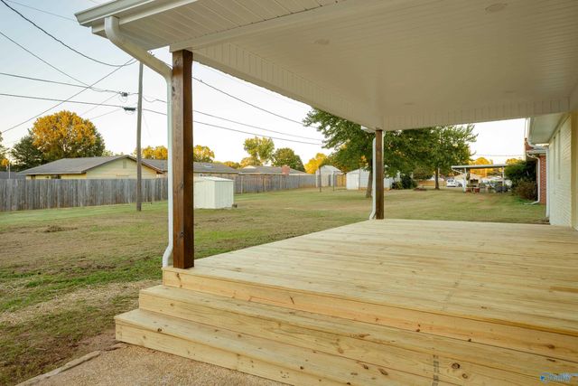 1005 Davison Avenue, Muscle Shoals, AL 35661