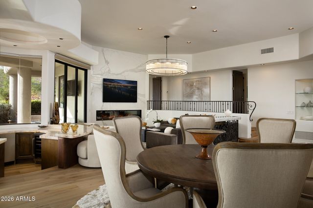 10040 E HAPPY VALLEY Road 598, Scottsdale, AZ 85255