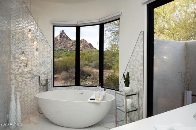 10040 E HAPPY VALLEY Road 598, Scottsdale, AZ 85255