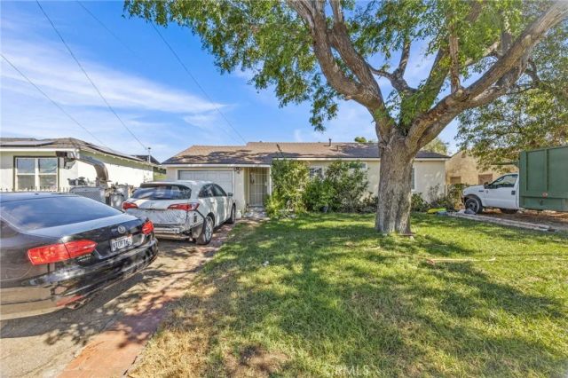524 W Ramona, Rialto, CA 92376