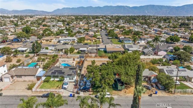 524 W Ramona, Rialto, CA 92376