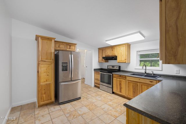 321 Rambling Road, Jonesborough, TN 37659