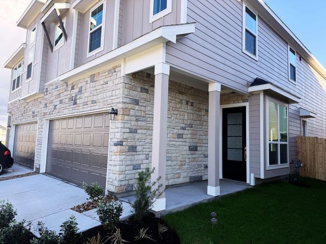 2218 Via Vicky Road, Houston, TX 77051