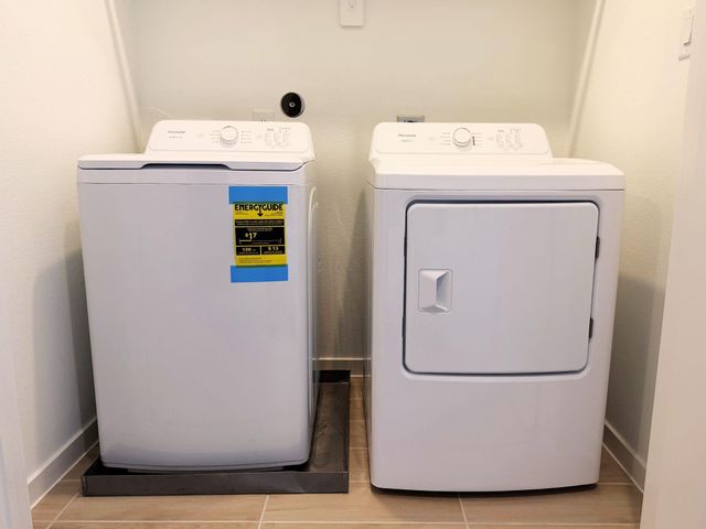 2218 Via Vicky Road, Houston, TX 77051