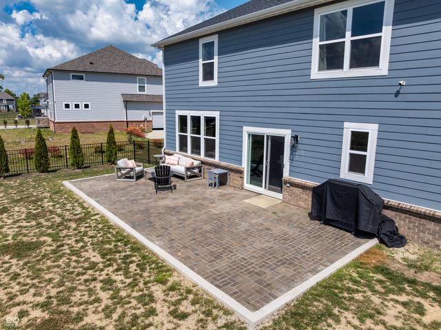 15430 Kingsway Street, Westfield, IN 46074