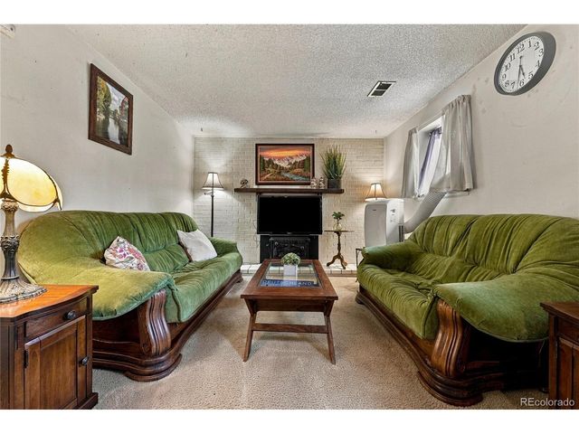 2127 S Joplin Way, Aurora, CO 80013