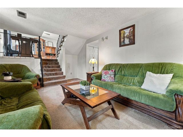 2127 S Joplin Way, Aurora, CO 80013