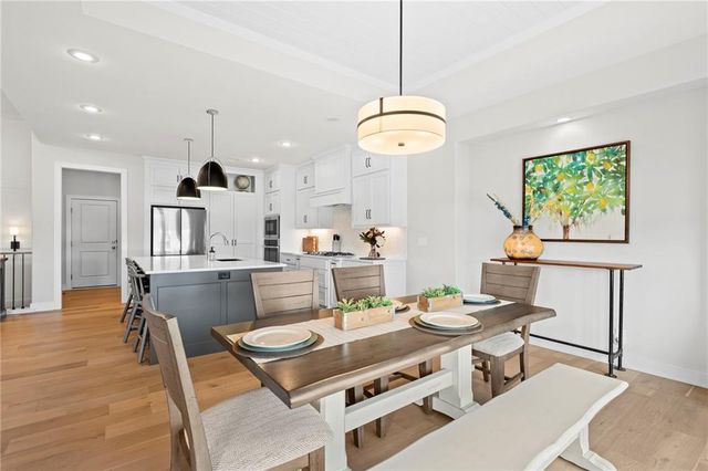 20614 W 109th Terrace, Olathe, KS 66061