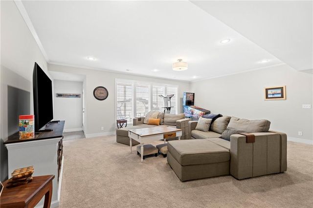 20614 W 109th Terrace, Olathe, KS 66061