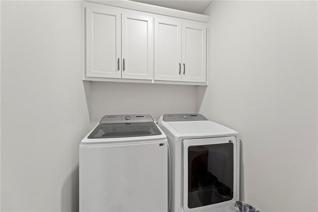 20614 W 109th Terrace, Olathe, KS 66061