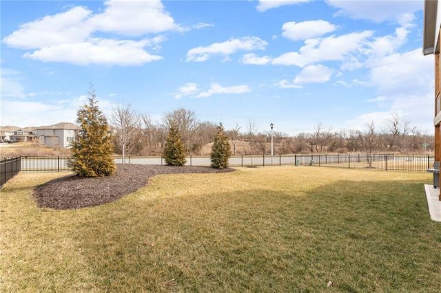 20614 W 109th Terrace, Olathe, KS 66061