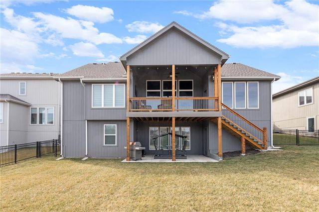 20614 W 109th Terrace, Olathe, KS 66061