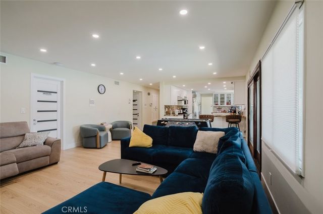 21210 Tulsa, Chatsworth, CA 91311