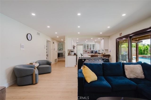 21210 Tulsa, Chatsworth, CA 91311