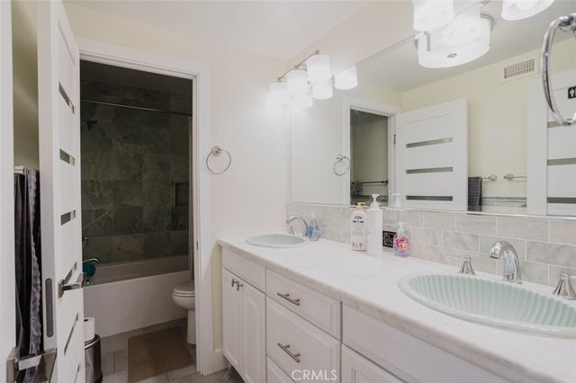 21210 Tulsa, Chatsworth, CA 91311