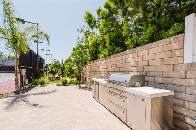 21210 Tulsa, Chatsworth, CA 91311
