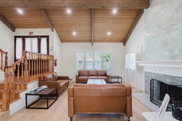 21210 Tulsa, Chatsworth, CA 91311