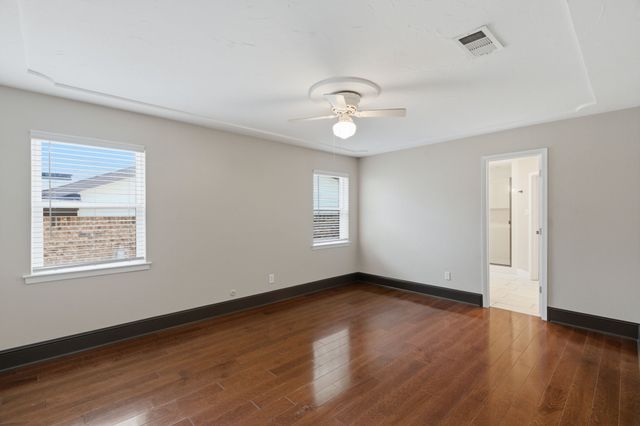 720 Huntwich Drive, Bedford, TX 76021