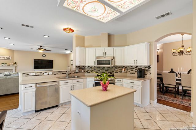 2311 Cardigan Hill, San Antonio, TX 78232