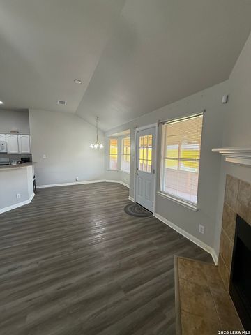 8531 Snakeweed, Converse, TX 78109