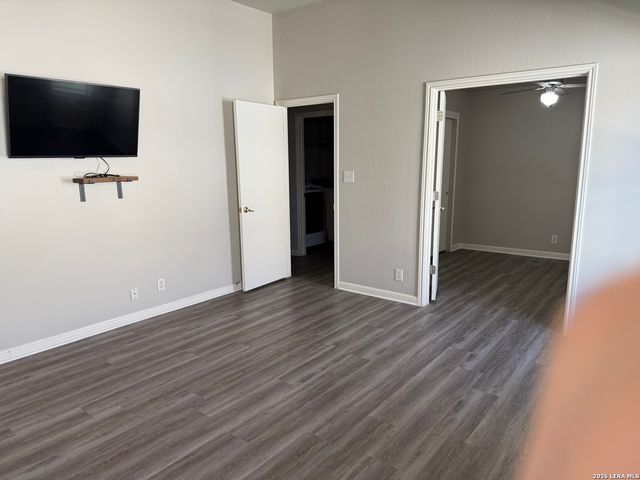 8531 Snakeweed, Converse, TX 78109