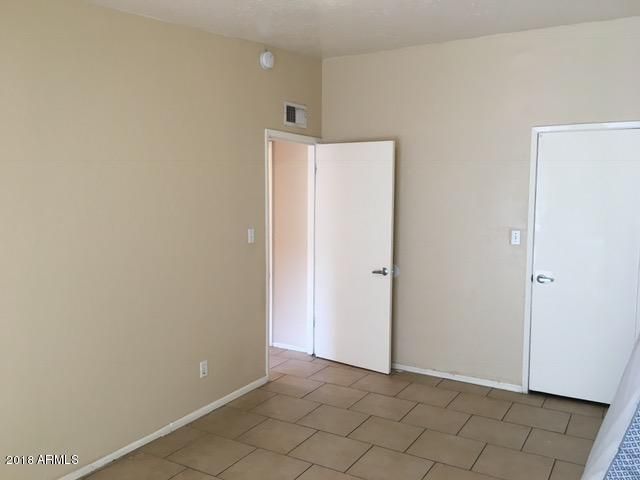 7106 N 68th Avenue 3, Glendale, AZ 85303