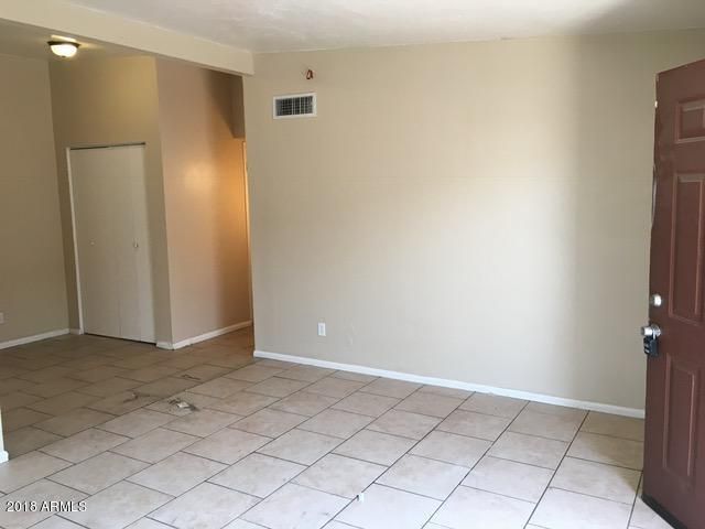7106 N 68th Avenue 3, Glendale, AZ 85303