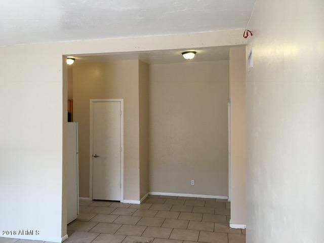 7106 N 68th Avenue 3, Glendale, AZ 85303