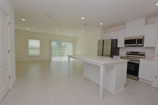 3913 ACADEMIA AVENUE, Lakeland, FL 33803