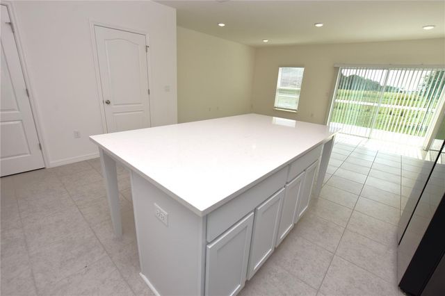 3913 ACADEMIA AVENUE, Lakeland, FL 33803