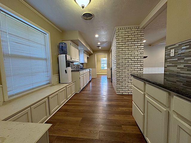 314 Hidden Valley Trail, Sherman, TX 75092