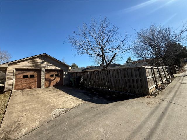 314 Hidden Valley Trail, Sherman, TX 75092