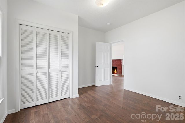 1013 7th Street NE, Hickory, NC 28601