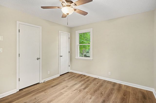 2117 Ferry Rd, Clarksville, TN 37040