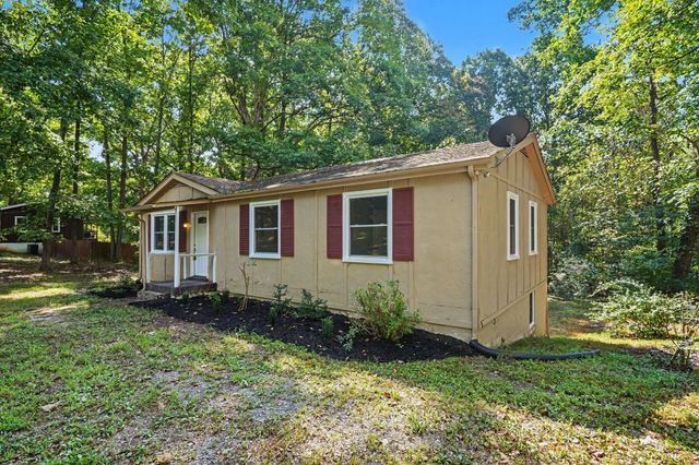 2117 Ferry Rd, Clarksville, TN 37040
