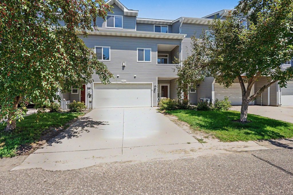 679 Woodduck Drive H, Woodbury, MN 55125 — photo 2