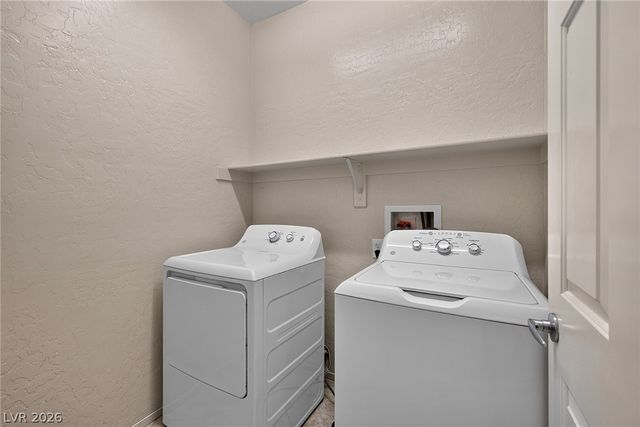 8105 Celina Hills Street, Las Vegas, NV 89131