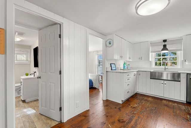 26 Bayview Rd., Marblehead, MA 01945