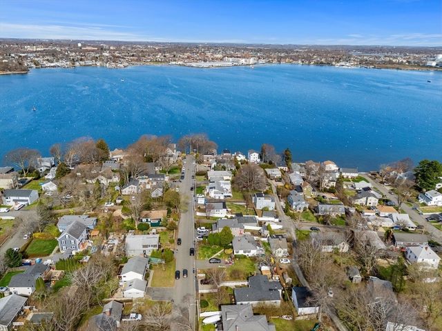 26 Bayview Rd., Marblehead, MA 01945