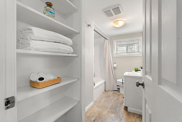 26 Bayview Rd., Marblehead, MA 01945