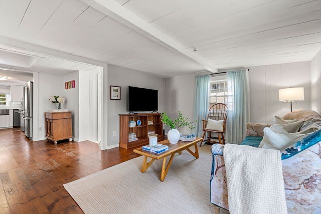 26 Bayview Rd., Marblehead, MA 01945