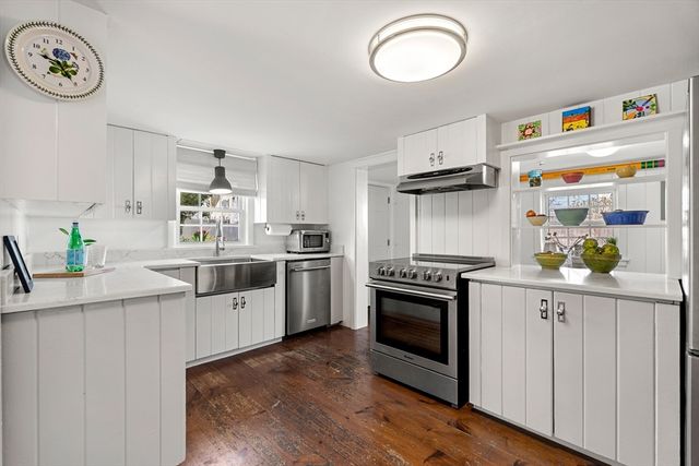 26 Bayview Rd., Marblehead, MA 01945