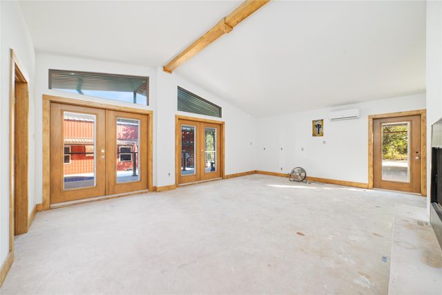 290 County Road 176, Bangs, TX 76823