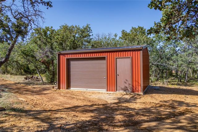 290 County Road 176, Bangs, TX 76823