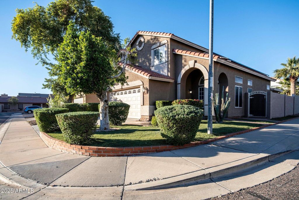 1112 W VILLA MARIA Drive, Phoenix, AZ 85023 — photo 2