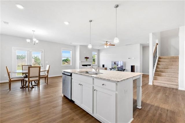 101 Wyevale Court, Braselton, GA 30517