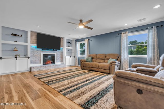 409 Lawrence Drive, Lanoka Harbor, NJ 08734