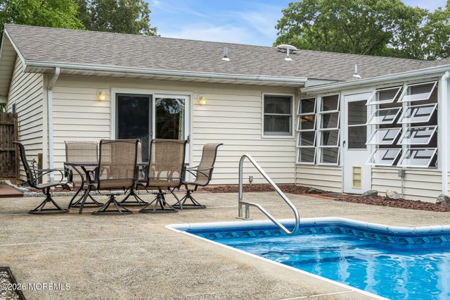 409 Lawrence Drive, Lanoka Harbor, NJ 08734