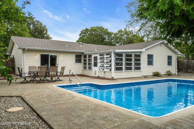 409 Lawrence Drive, Lanoka Harbor, NJ 08734